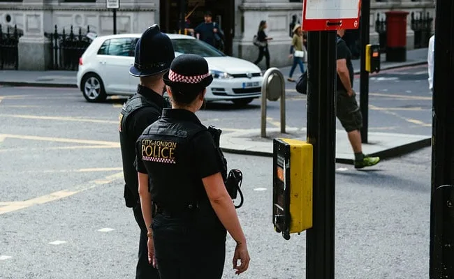 London Driving force Despatched Flora, Bracelet To Qatari Princess. Then This Came about