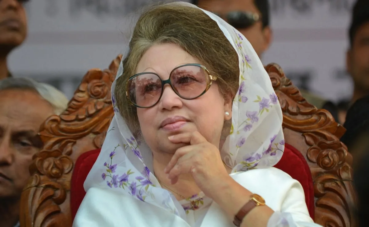 Bangladesh on the way to becoming a dictatorial country? First Sheikh Hasina and now Khaleda Zia left the country, read what is the reason