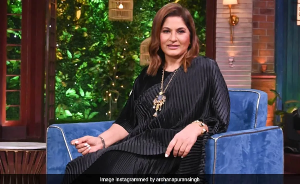 Fan asked for a selfie and the Judge of The Kapil Sharma Show, Archana Puran Singh said- feed the dosa, take the selfie