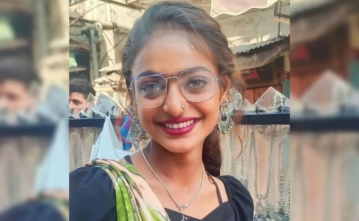 Mahakumbh’s viral girl Monalisa first performed lunch with family at Five Star Hotel, happiness and pride on face