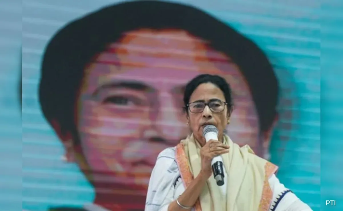 Central government should talk to the West Bengal government before releasing thirty water for Bangladesh: Trinamool
