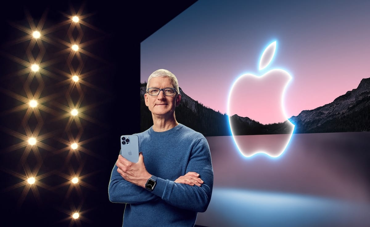 Apple shocks in China amidst trade war, iPhone shipment decreased by 9% in the first quarter of 2025, India is becoming a new hub