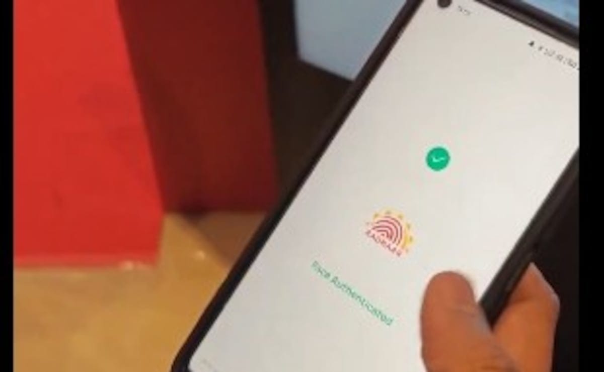 Link these three things immediately with Aadhaar card, otherwise many important tasks can be stuck