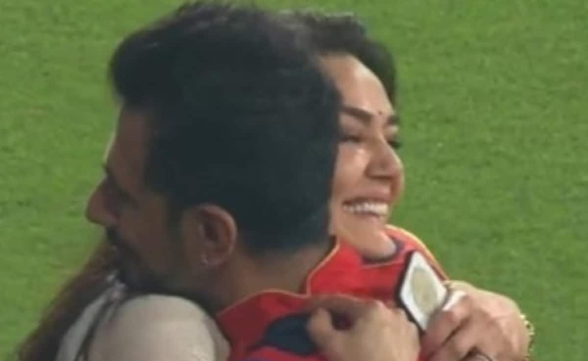 Preity Zinta hugged Yuzvendra Chahal in the joy of defeating KKR in a difficult match, the fans said- how good the mistress is