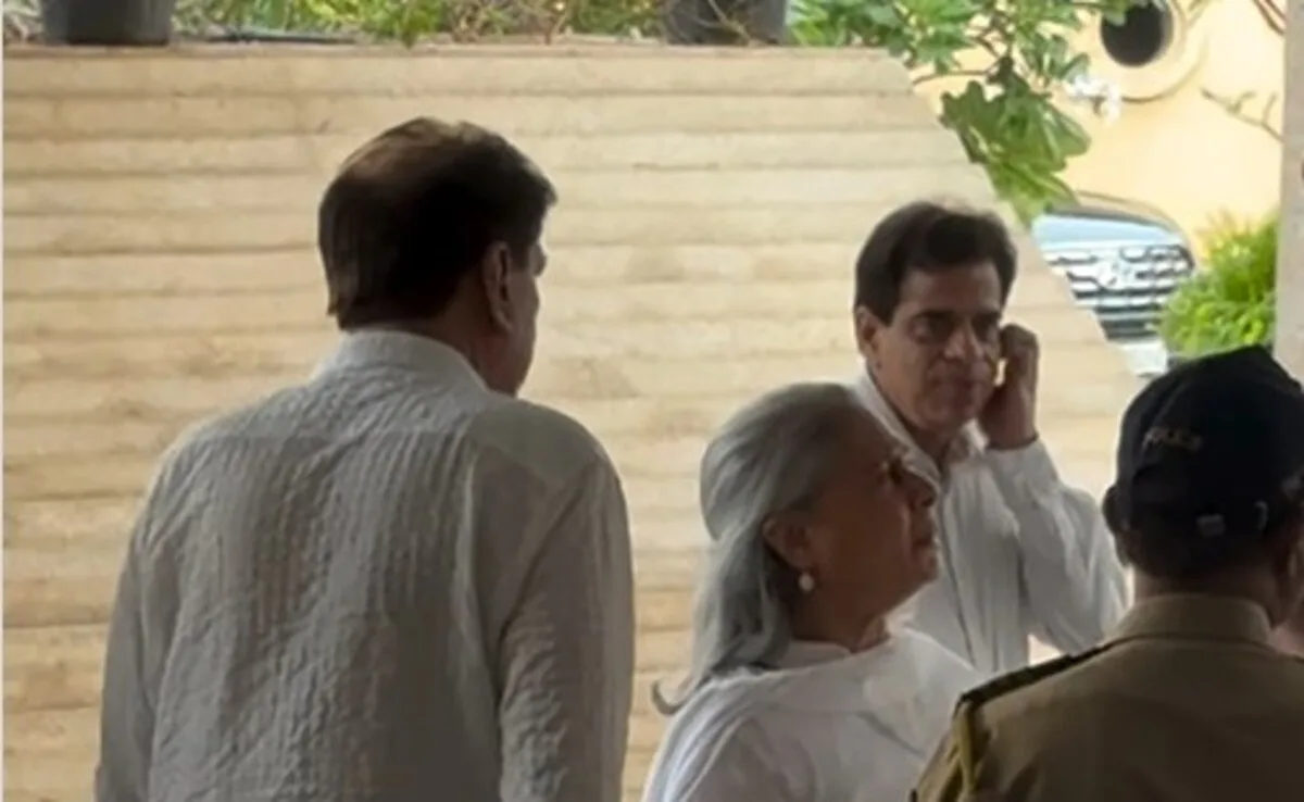 Stars reached Manoj Kumar’s prayer meeting, dared to tie the legend of the legend actor